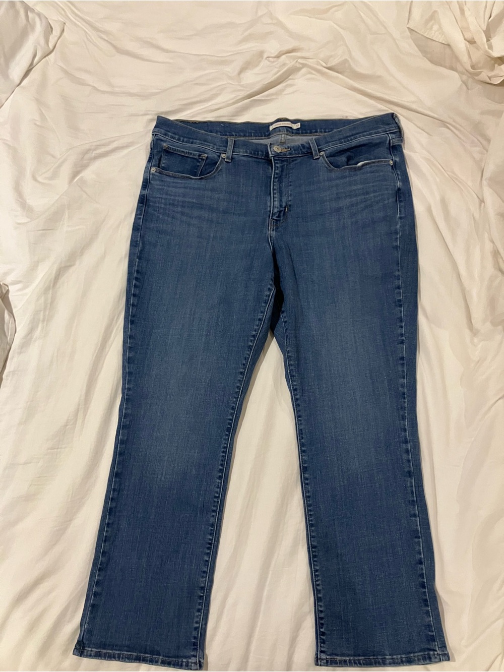Levi's Classic Dark Blue Bootcut Jeans
